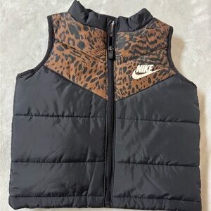 Nike Black and Brown Patterned Puffer Vest